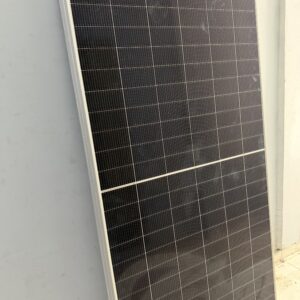Jinko 650w bifacial solar panel